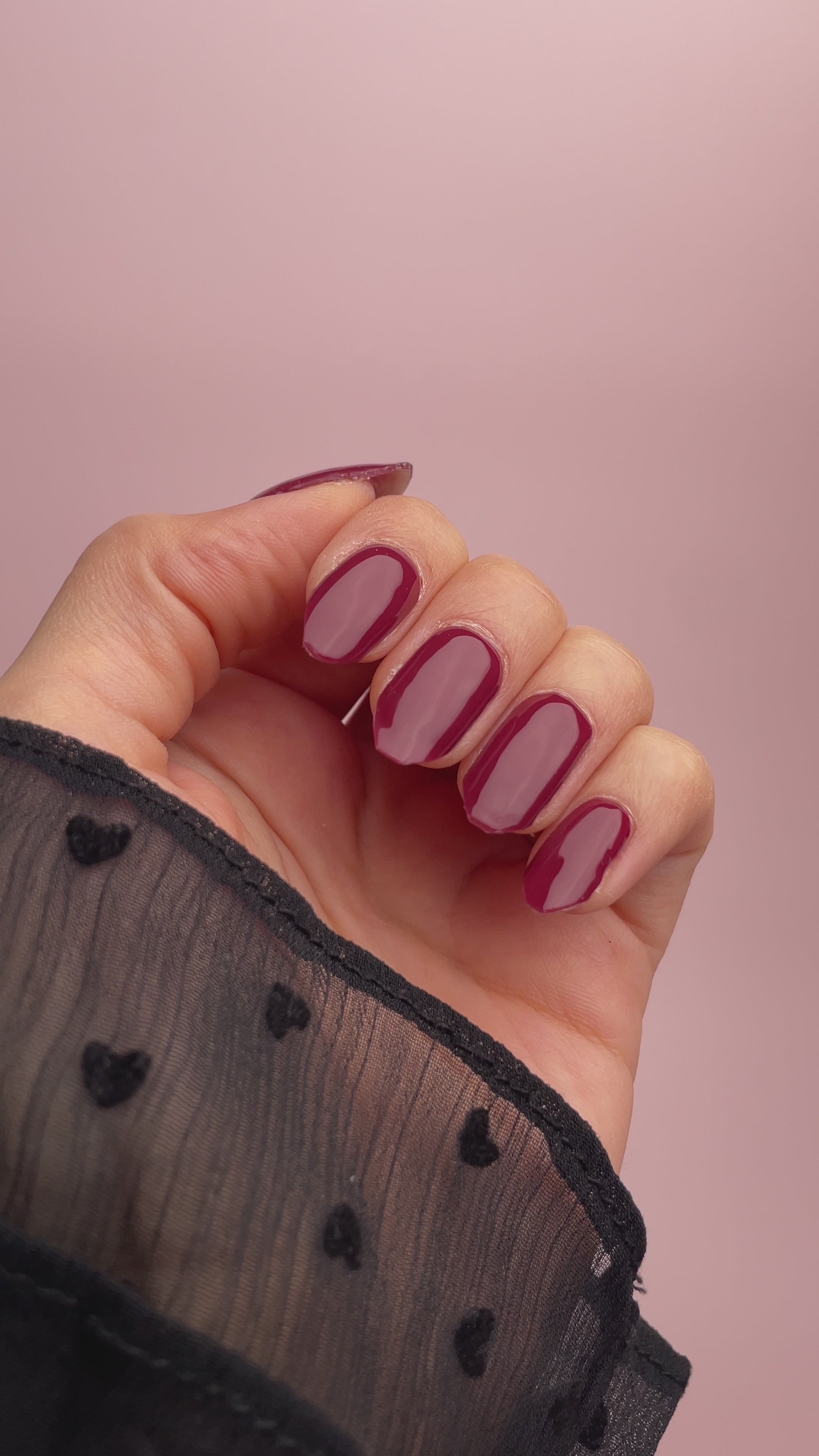 Video laden: Burgundy Rouge